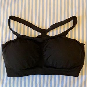 Black sports bra